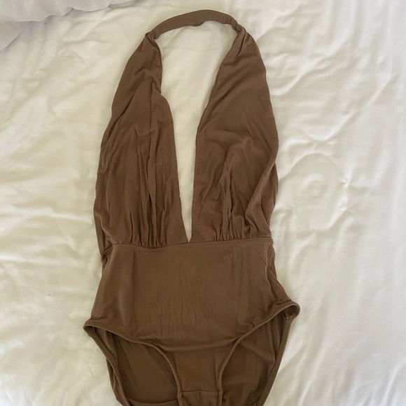 Olive Deep V Bodysuit - Picture 1 of 3